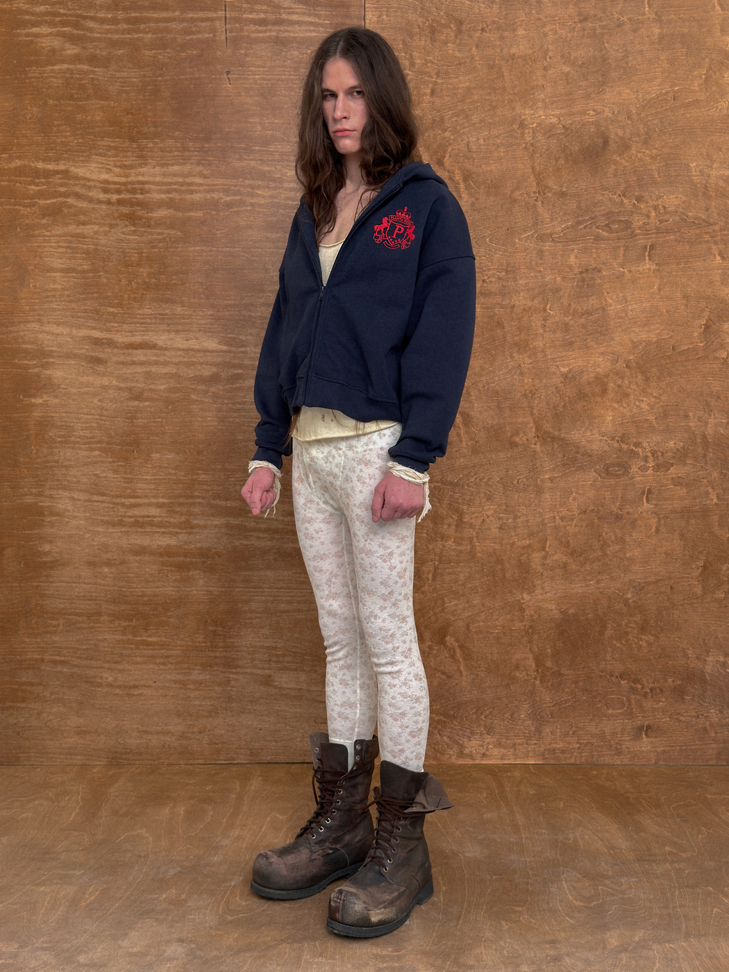 BLAZON ZIP HOODIE